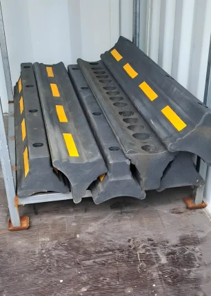 Truck Wheel Stops | Heavy Duty | Free Fixings Included | Bargain